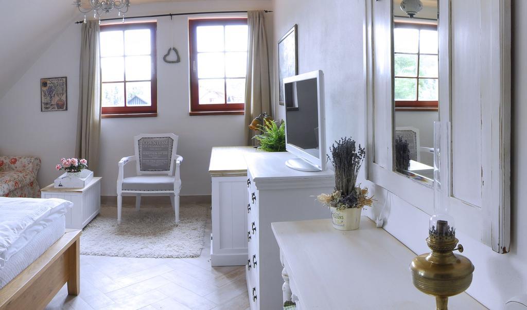 Penzion Rozmaryn Vsetín Habitación foto